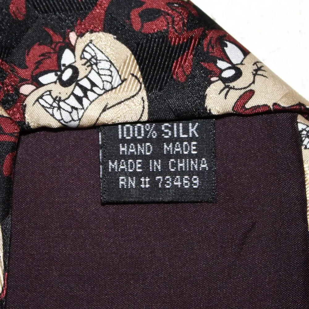 Vintage Tasmanian Devil Necktie Looney Tunes Mania 1996 black 100% silk cartoons
